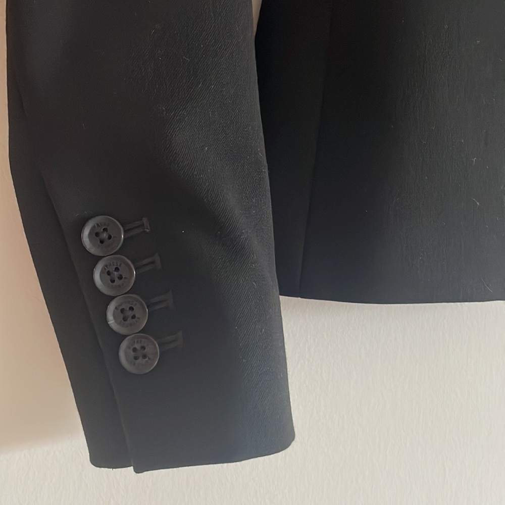 Express Black Blazer - Picture 2 of 3